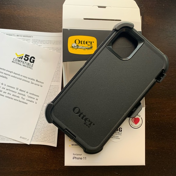 iPhone 11 and iPhone XR Otterbox Defender case - Picture 2 of 6